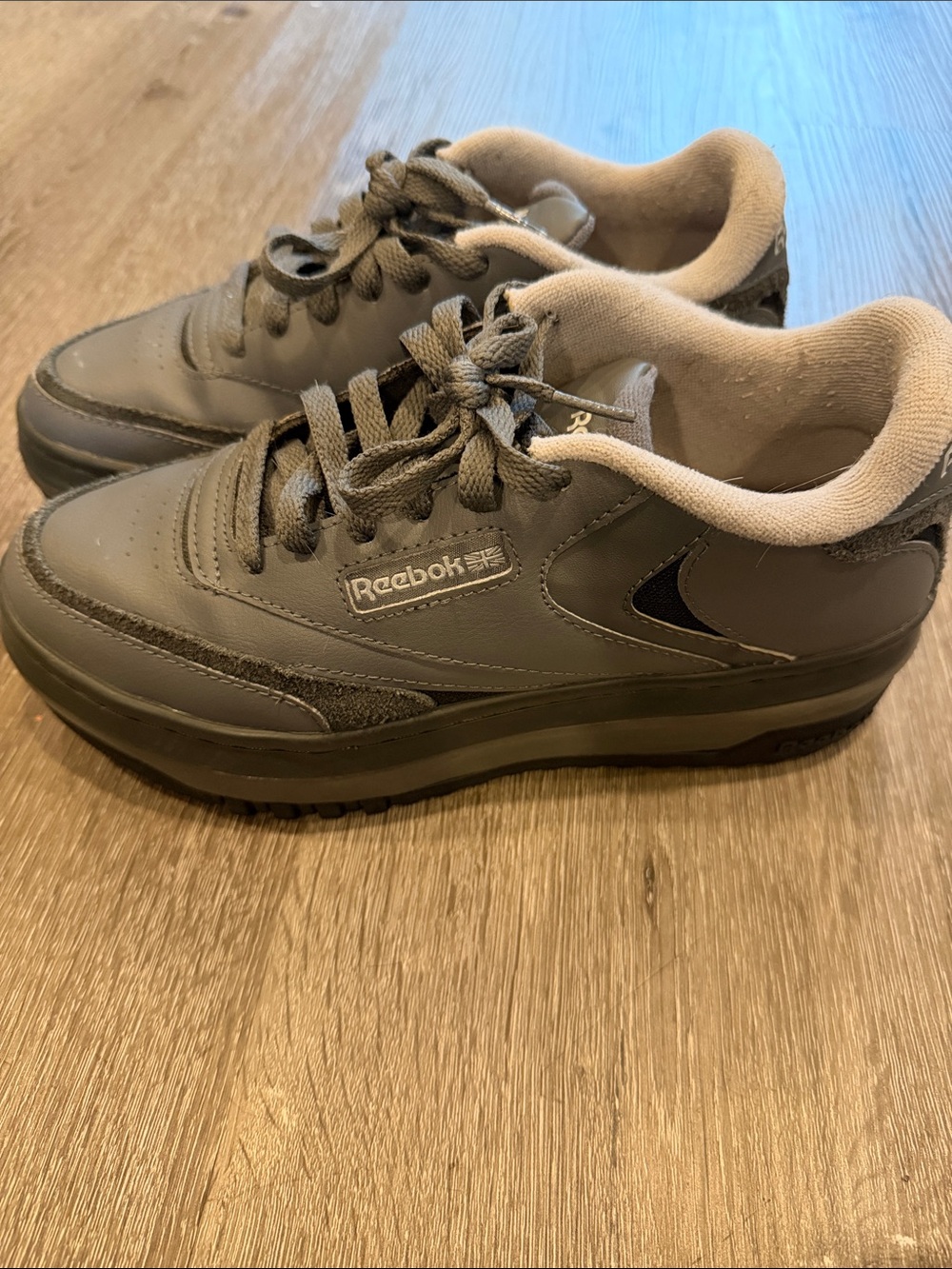 Reebok Women’s Gray Low-Top Athletic Sneakers